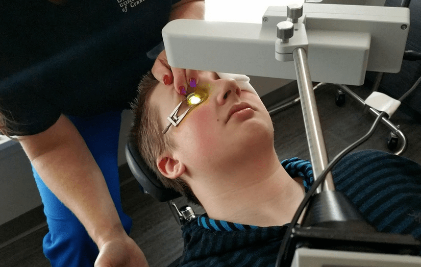 Crosslinking - operasyon sa kornea para sa mga pathology